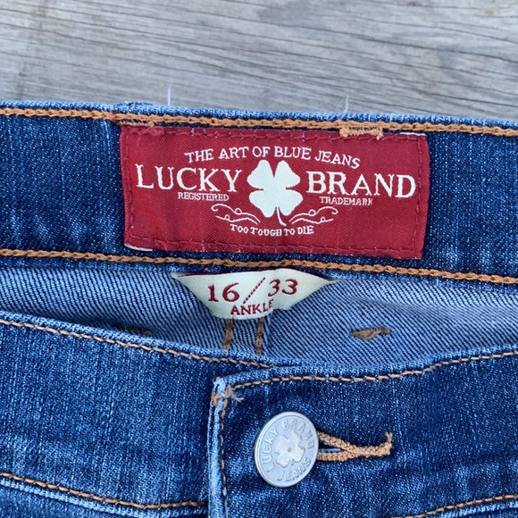 Lucky Brand Sweet N  Straight Jeans - Picture 4 of 8